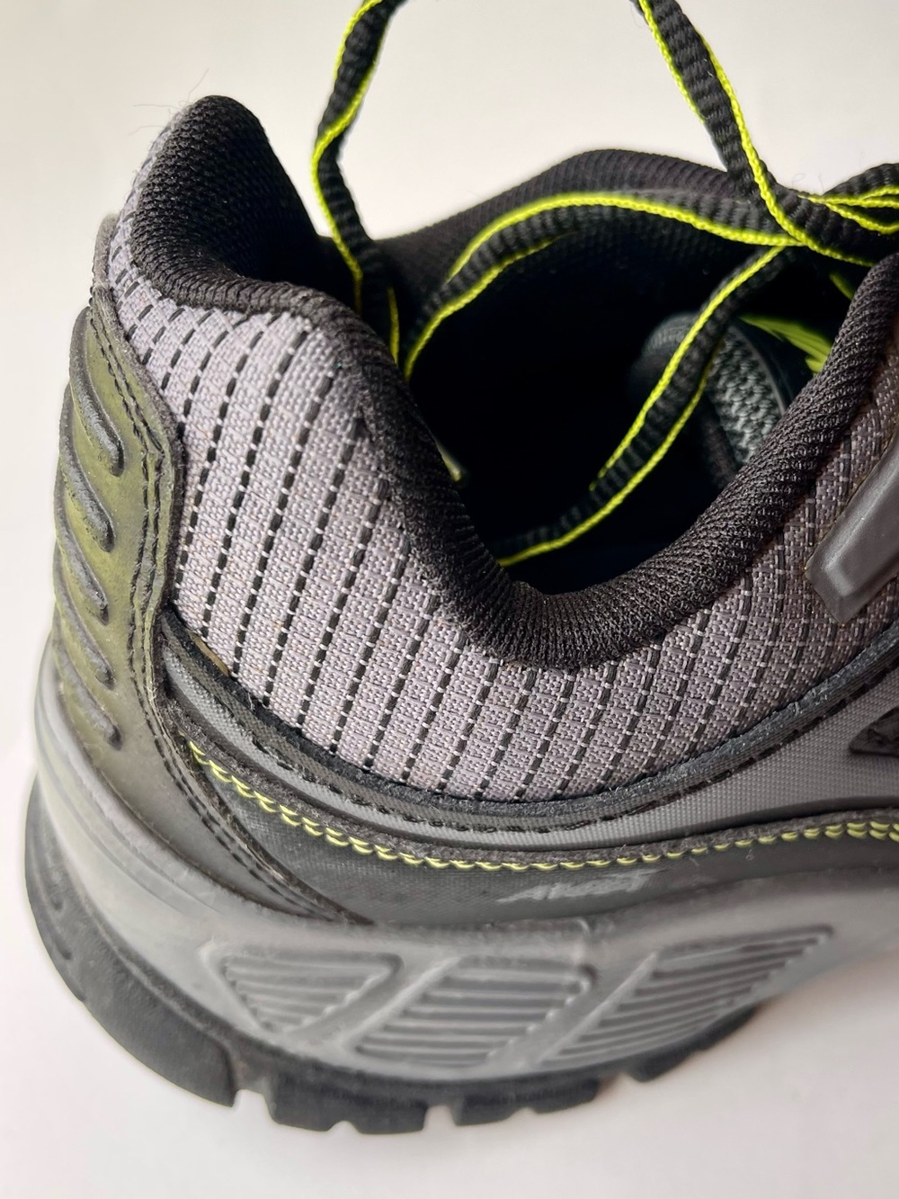 Avia Men's Jag Athletic Trail Shoe- Size 9 - Picture 7 of 9